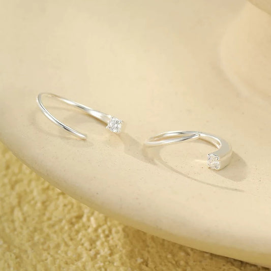 The Solitaire Curve Hooks