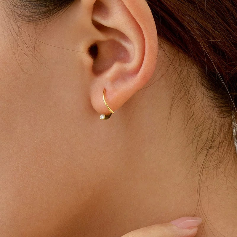 The Solitaire Curve Hooks